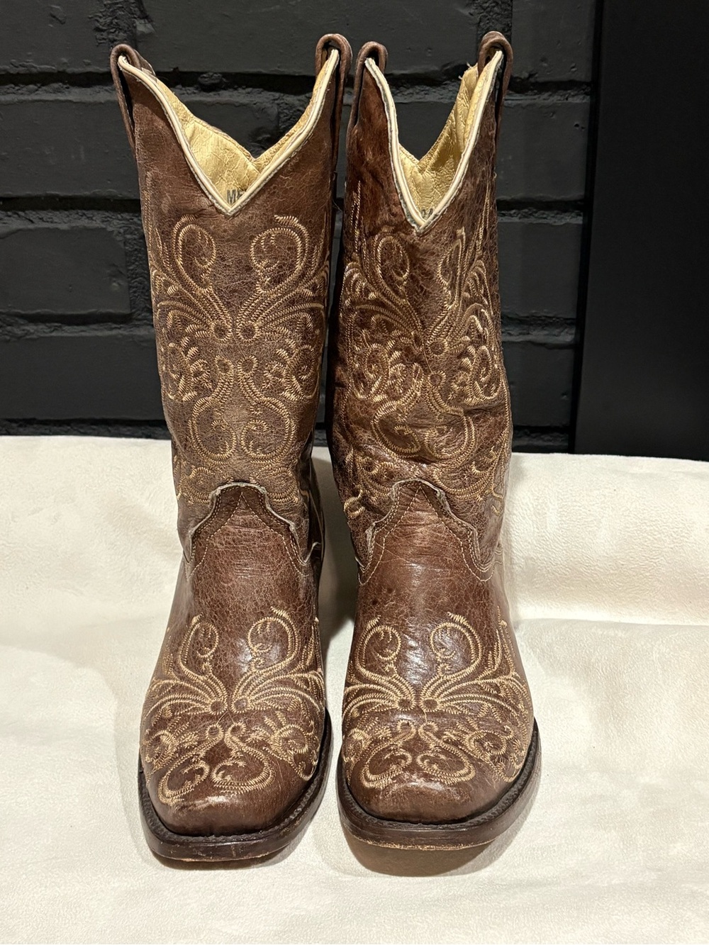 Vintage Ranger women’s Boots Embroidered